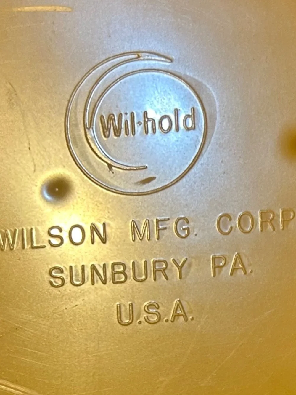Wil-Hold  Wilson Plastic Thread Bobbin Sewing Box Mustard